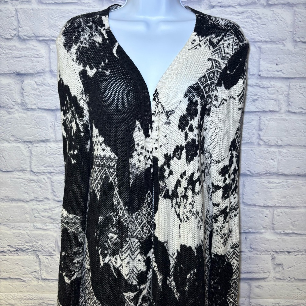 Chicos black white linen blend open front long cardigan sweater women’s Size 2